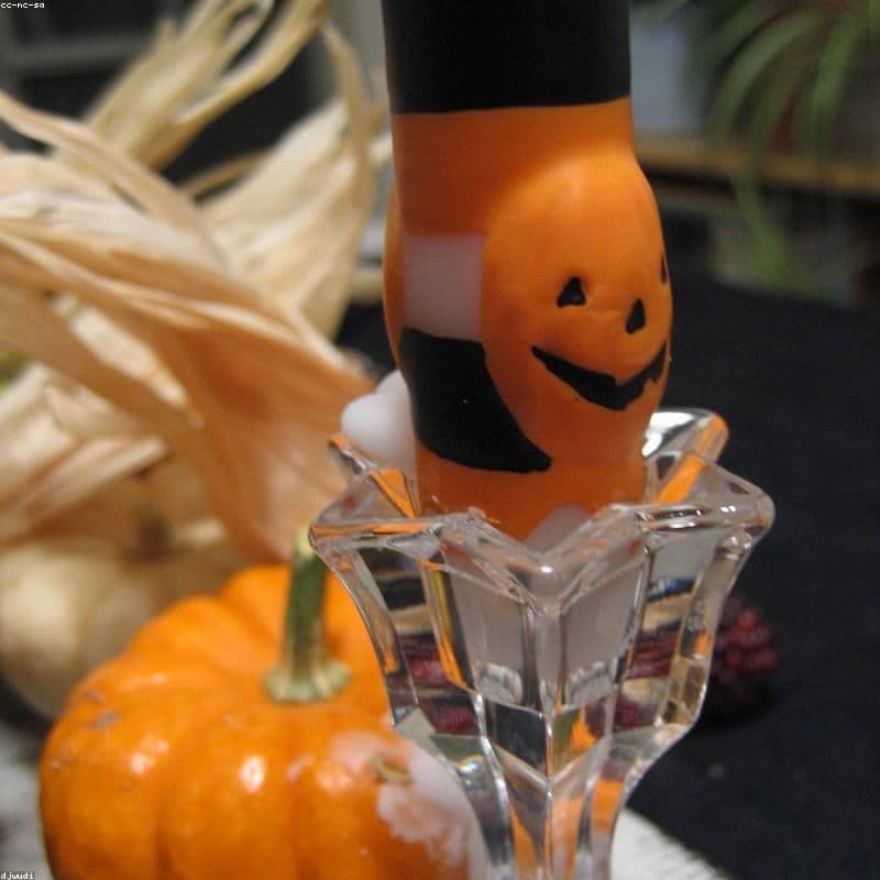 Beeswax Taper Candles (Set of 6)